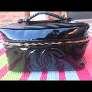 🔥Auth CHANEL Patent Leather CC Charm Cosmetic Bag